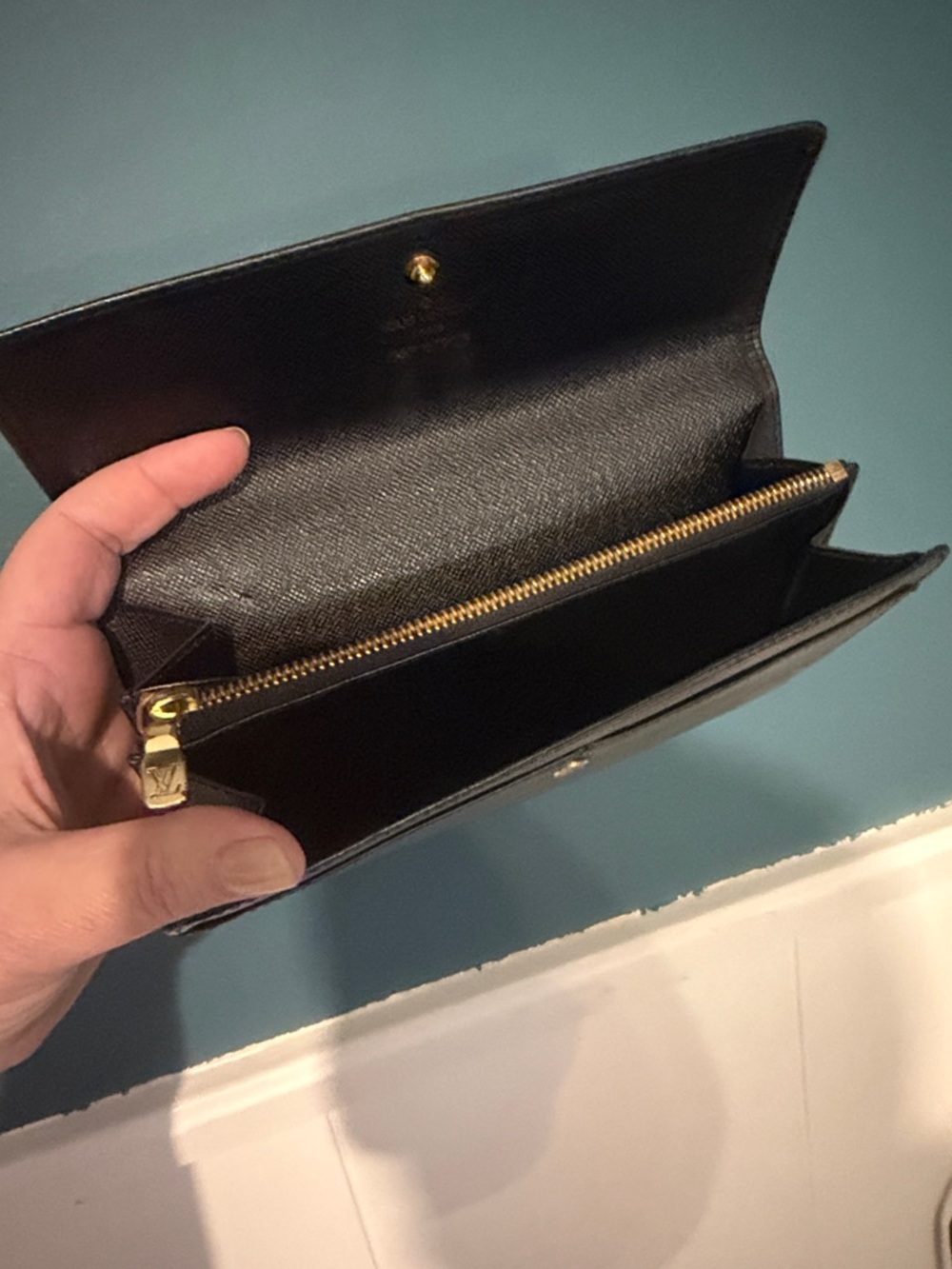 Louis Vuitton Black Textured Leather Wallet - Picture 2 of 3